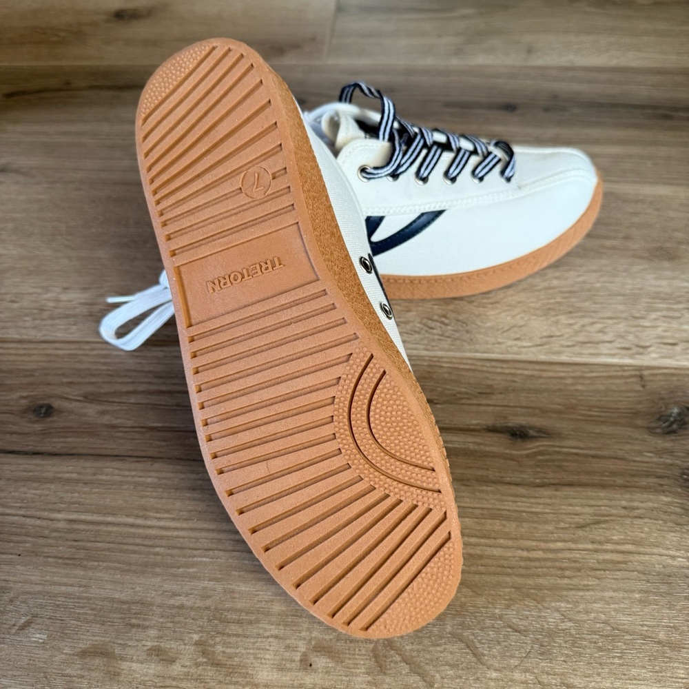 Tretorn Women’s White and Blue Sneakers - Picture 3 of 3